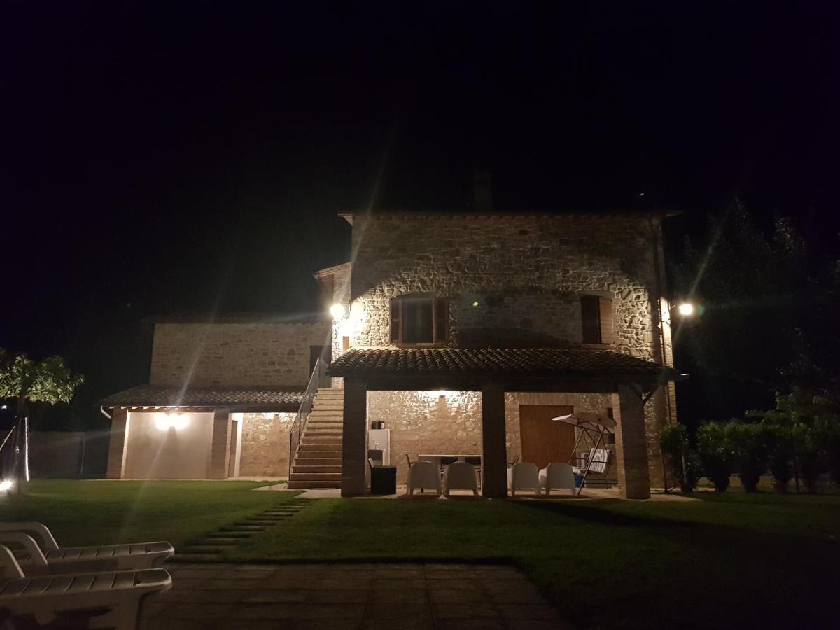 Agriturismo Villa Al Piano Todi Bagian luar foto